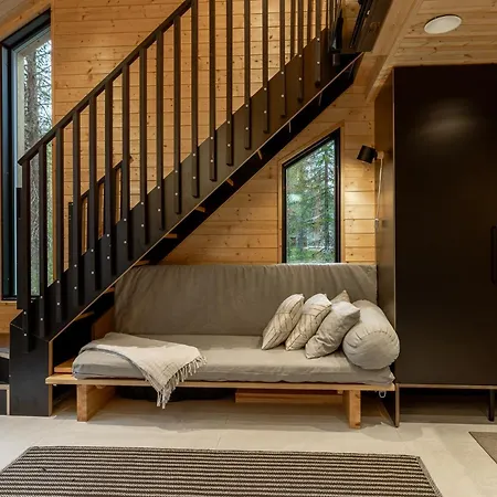 Ehta Yllaes By Hi Yllaes *